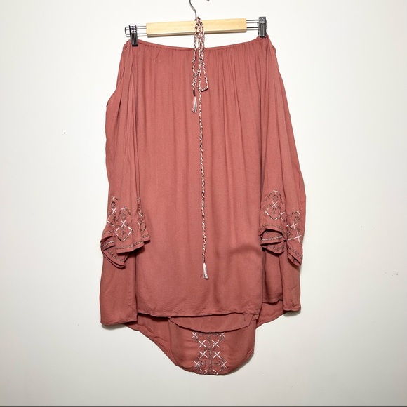 TJD The Jetset Diaries Embroidered Desert Rose Mini Dress in Salmon - Picture 7 of 10